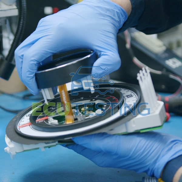 riparazione del quadro strumenti fiat 500
